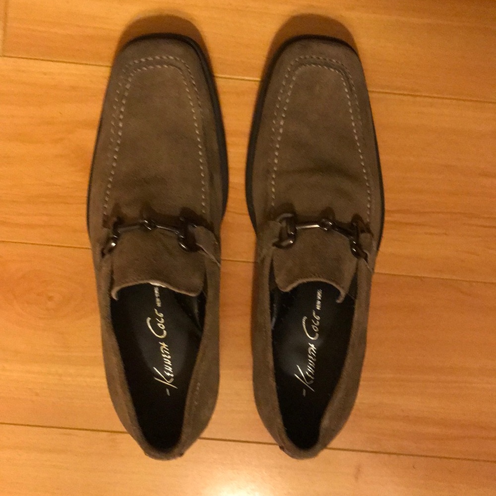 New men’s suede loafers 👞